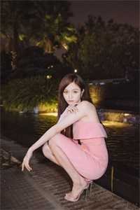 被卖三亿后，禁欲大佬求着我爱他在线